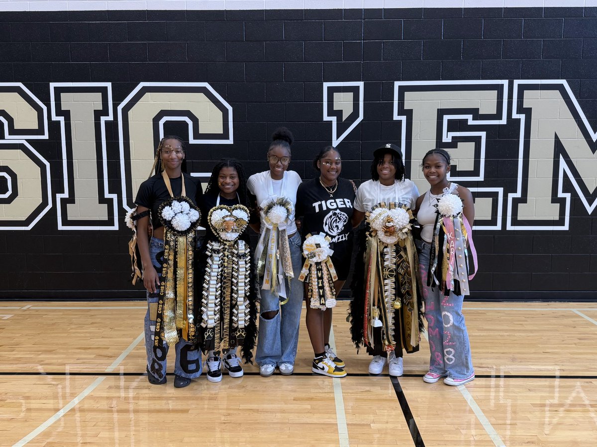 Conroe Girls BBall tweet media