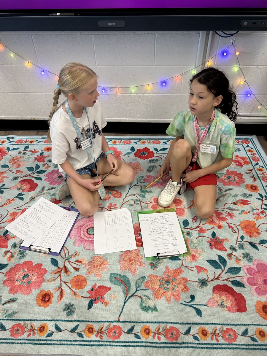 amanda_spear4's tweet image. Digital Escape Room Designers are hard at work @MSTMAGNET Students have blown me away with their creativity and connection to the math content. I’m so excited for one final day of creating! #ProjectBasedLearning #RISDdreambig