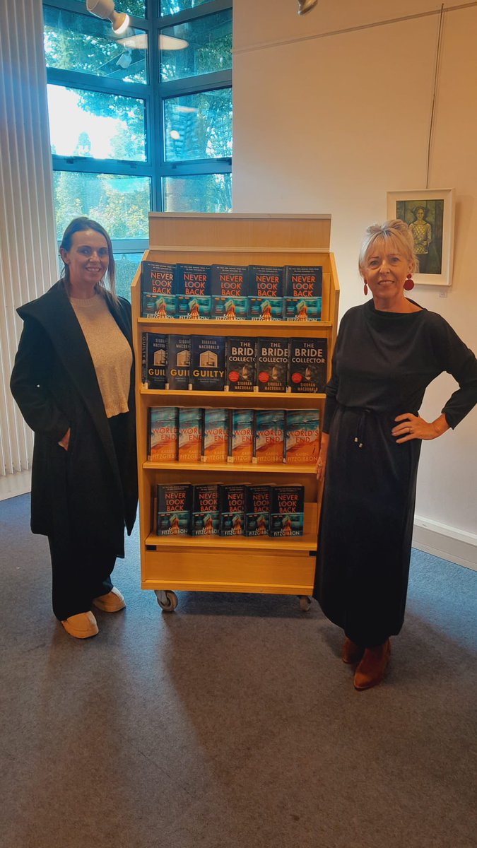 limklibraries's tweet image. Thanks to everyone who joined us in #DooradoyleLibrary this morning for our ‘Author to Author’ event with the always inspiring Karen Fitzgibbon and Siobhán MacDonald.
#LimerickLibraries #LocalLibrary #irishauthor #TakeACloserLook
@KarenFitzgibbo7 @SiobhanMMacD