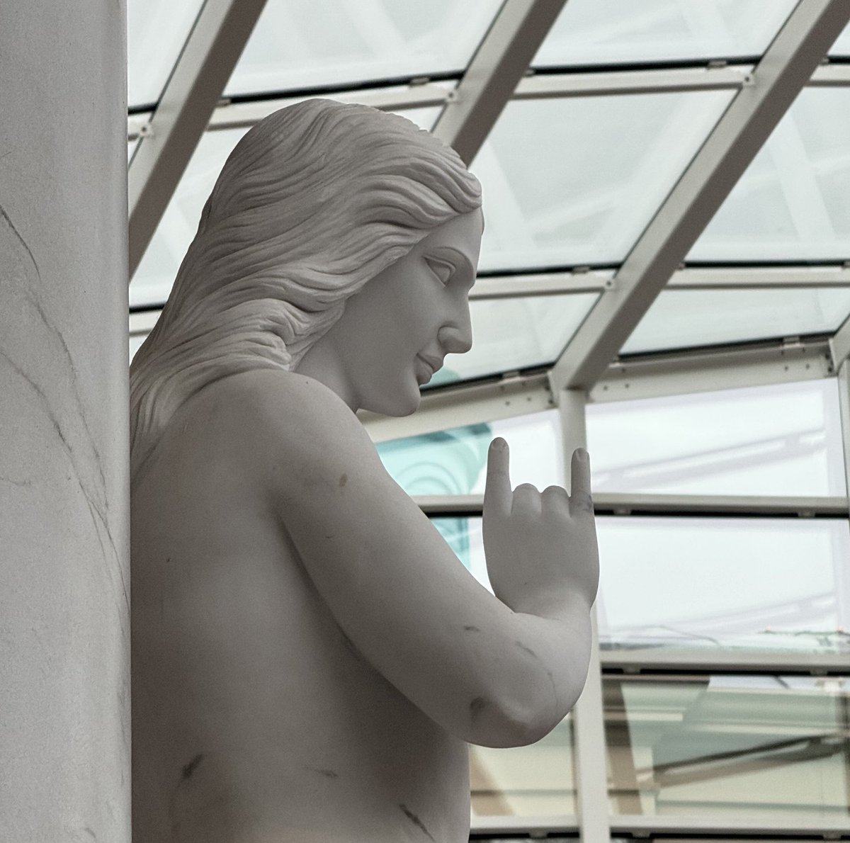 ترا الي فيني مكفيني: