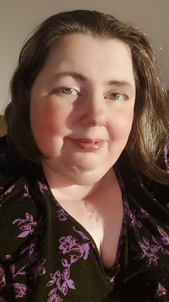 Oh_My_Divinity's tweet image. Hello dear friends,

I’m writing with a heavy heart to share some deeply saddening news. I learned today that our beloved .@LadyDragonfly6, Jenn, passed away on Monday, September 15th.

She had been hospitalized due to severe fluid buildup in her body, including her chest and…