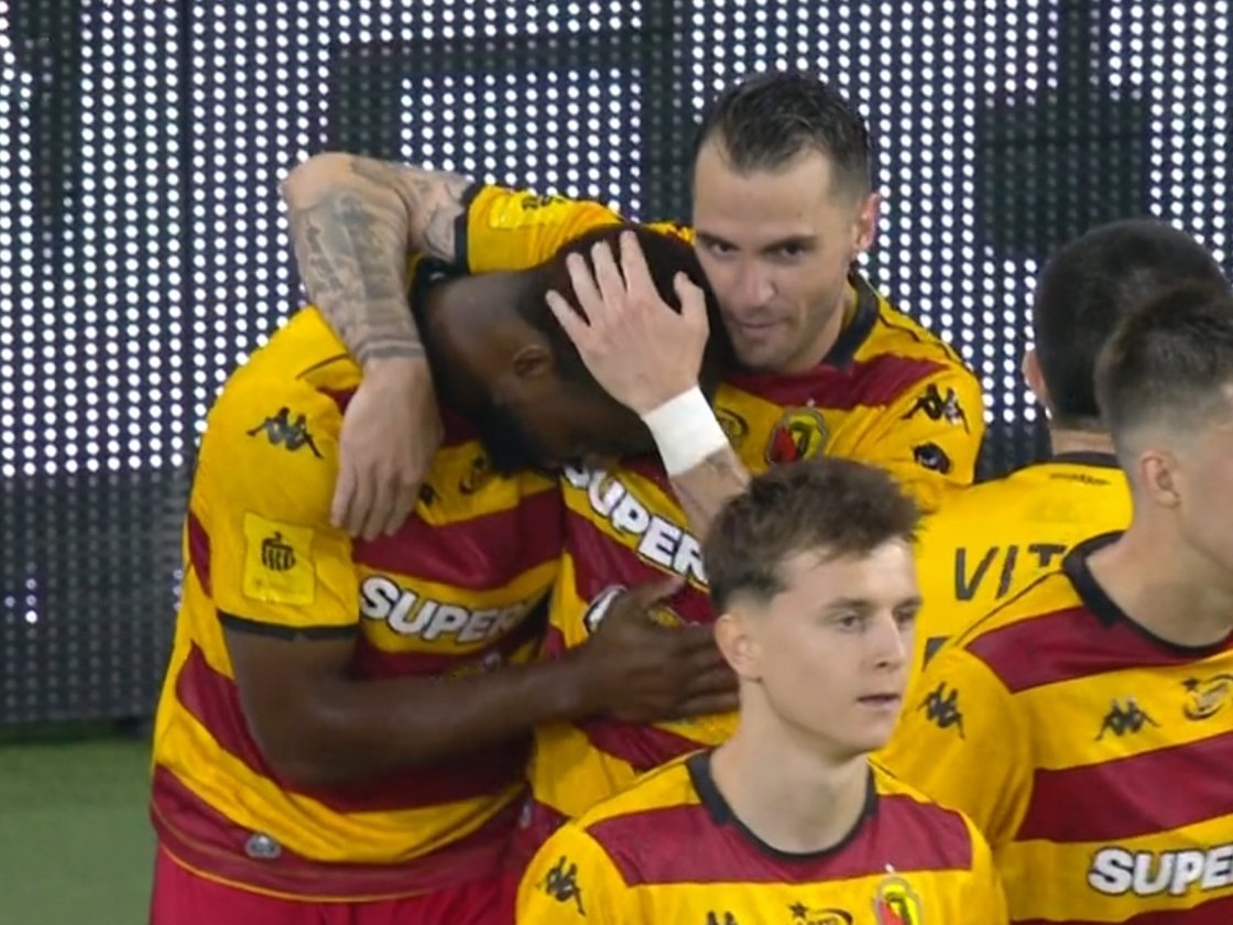 Kuba Cimoszko tweet media