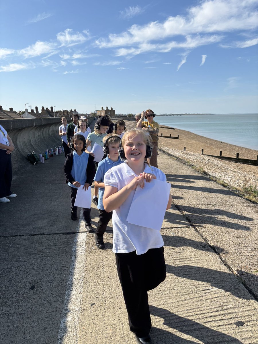 Ensemble Byron tweet media