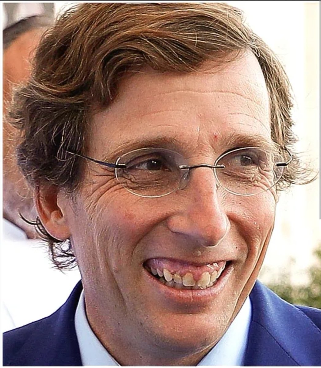 Si son guapos los fachas  se reconoce y no pasa nada.