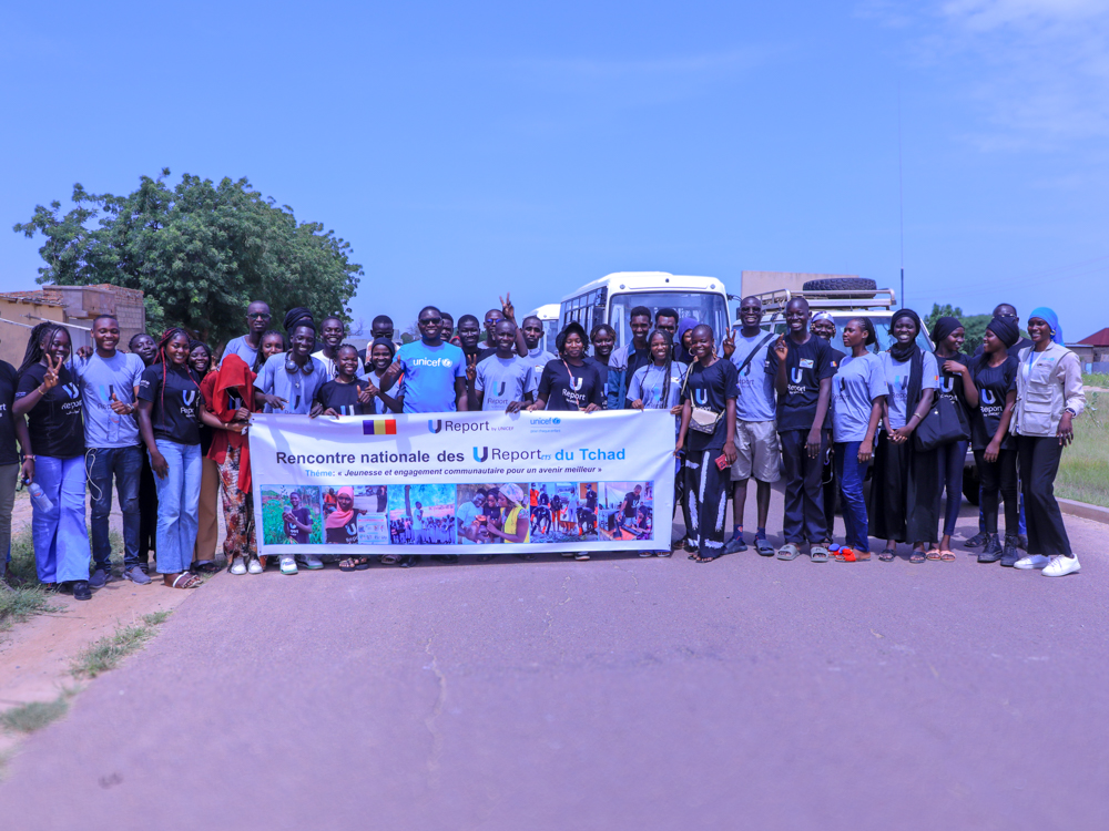 UReportChad's tweet photo. Le départ est lancé 🚍
Direction Bongor pour des jours intenses d’échanges et d’actions avec les U-Reporters venus de tout le Tchad.

#UAction #RencontreNationale #UReportTchad https://t.co/DlmQM6jaVa