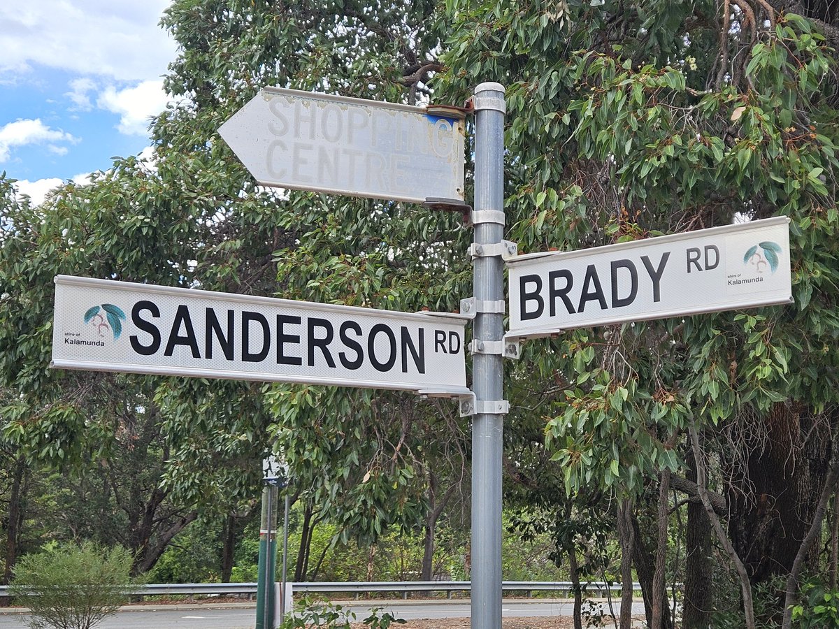 SensDownUnder's tweet image. If any of you sickos ever make it to Kalamunda, Australia 🇦🇺, we can meet up at this intersection. #GoSensGo @Senators