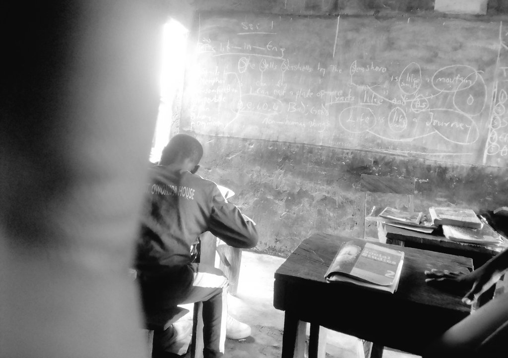 Ano_Of_Asses's tweet image. Observation Exercise | Week 1, Day 4

Another day to observe, grow, and aim higher.  
Every step counts toward a better future. 🚀📚  

#ObservationDiaries #FutureInProgress #StudentLife