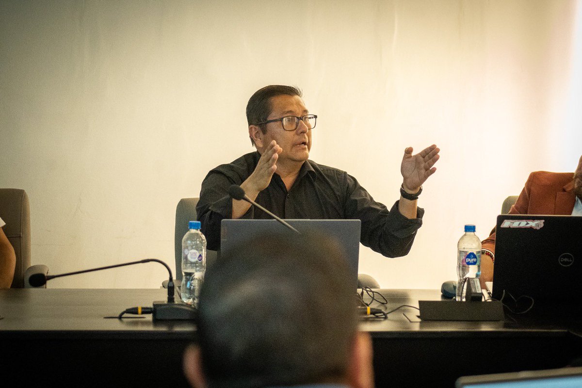 Desde el espíritu de cooperación, nos renunimos con las autoridades de la <a href="/espammfloficial/">ESPAM MFL</a>, tomando como ejes la ExpoCebú y el futuro Centro de Agronegocios en Chone, estableciendo estrategias en pro de nuestros sectores productivos, ciudadanía en general y la academia.