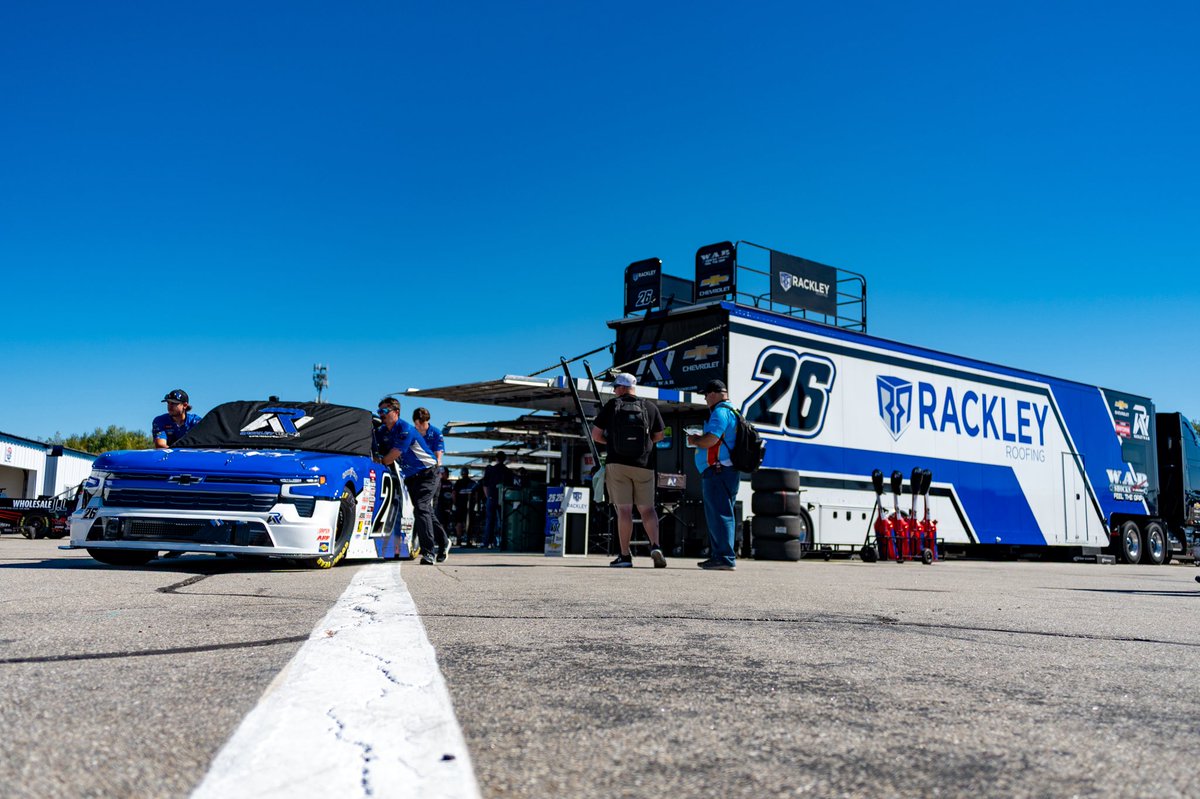 Time to roll at <a href="/NHMS/">New Hampshire Motor Speedway</a> 💎🦞