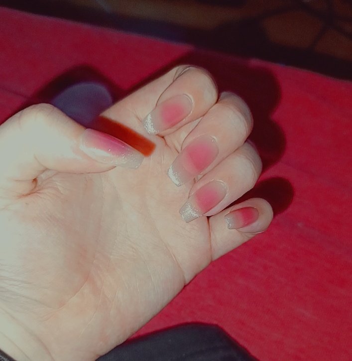Yuna022023's tweet photo. UwU cute nails https://t.co/ZMBtSdFmVl