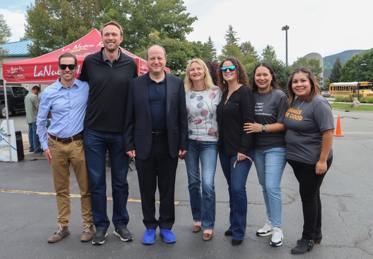 GovofCO's tweet photo. Dropped by the FirstBank Fiesta in Avon to help kick off Hispanic Heritage Month—celebrating community, culture, and Colorado’s vibrant diversity! 🇲🇽🇪🇸🎉 https://t.co/j2NNUucEu7