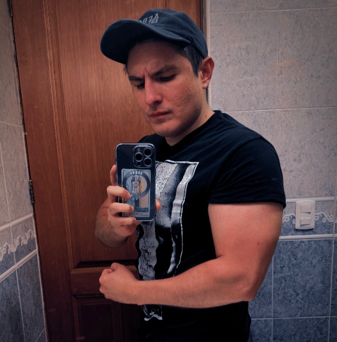drvcarlos1's tweet image. “My tongue is sacred, I speak upon what I like
Your energy is yours and mine is mine
My face is sitting, I don't need no disguise
Don't comment on my body, do not reply
Your business is yours and mine is mine”
🪲💀⚖️👁️
#Gains #Gym #Guy #GuyFit #biceptember2025