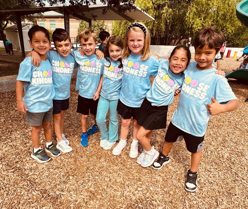 LewisvilleISD's tweet image. ℂℍ😄😁𝕊𝔼 𝕂𝕀ℕ𝔻ℕ𝔼𝕊𝕊

Even though Kindness Week is coming to a close, students and staff are committed to creating a culture of kindness in all of our Lewisville ISD schools year round! Thank you for continuing to spread joy across LISD! 🩵 

#LISDBeKind #OneLISD