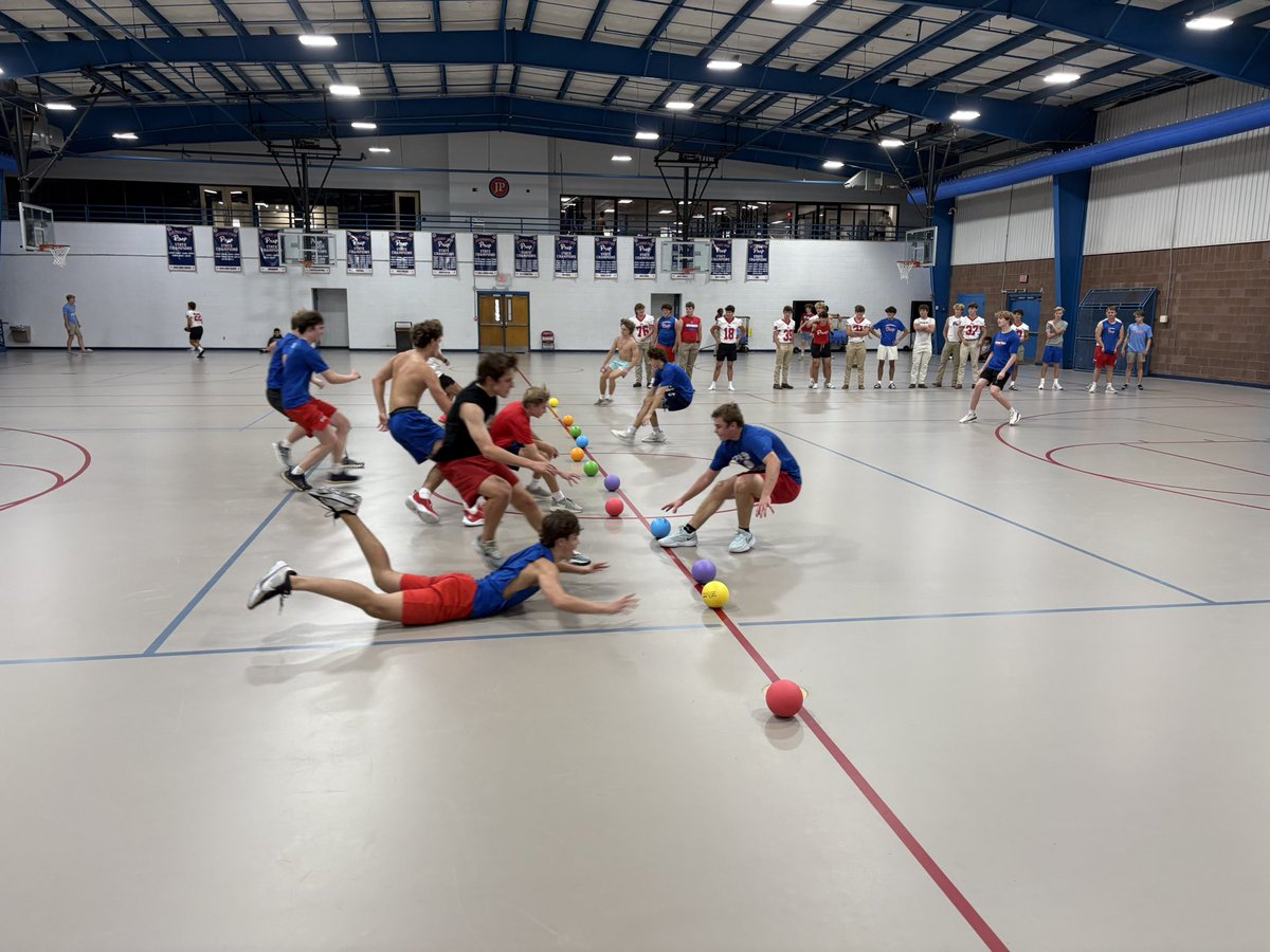 ✔️ Preseason Week 3 
👷‍♂️ Lunch Pail = Sam Milner 
☄️ Team Russ defeats Team Davidson 3-2 in championship dodgeball! 
🗣️ Retired, legendary NFL kicker, Matt Bryant, spoke to our team this week about building culture, setting goals, and work ethic! 

Luke 16:10 

#PrepFamily