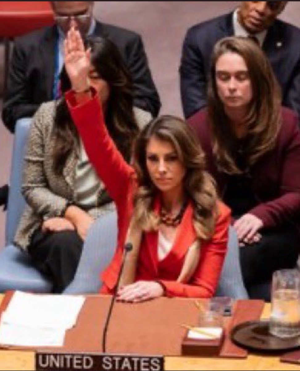 “Heil Netanyahu! Heil Israel!”