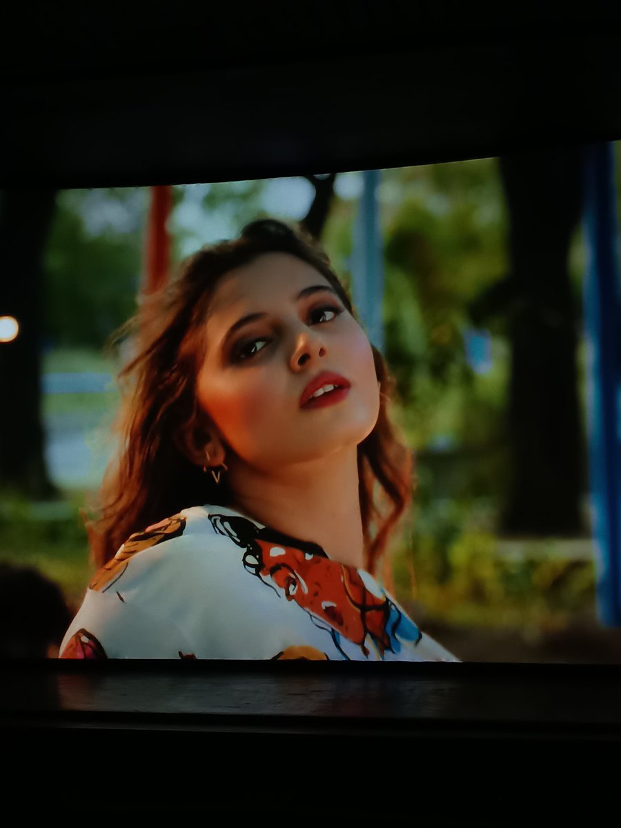 ihesinberg's tweet photo. Ahh Preeti ansari🤤💦 Enna Face Enna Structure Phaa entry appove natukuchi🥵 https://t.co/pjS3Ru7NNR
