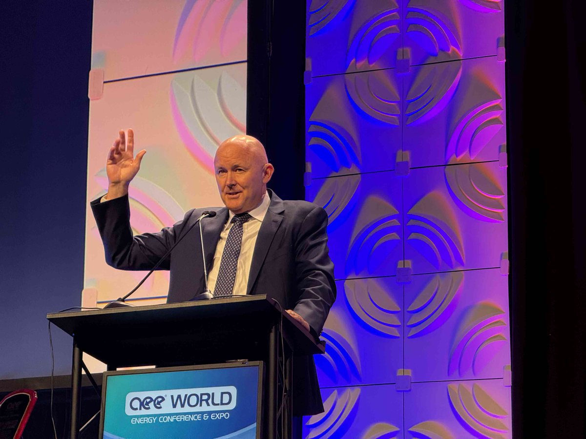#AEEWorld closed on a high with Damola Adamolekun’s inspiring keynote—may the knowledge and connections from this week fuel your momentum until we reunite in Orlando! Until then, keep driving energy forward.