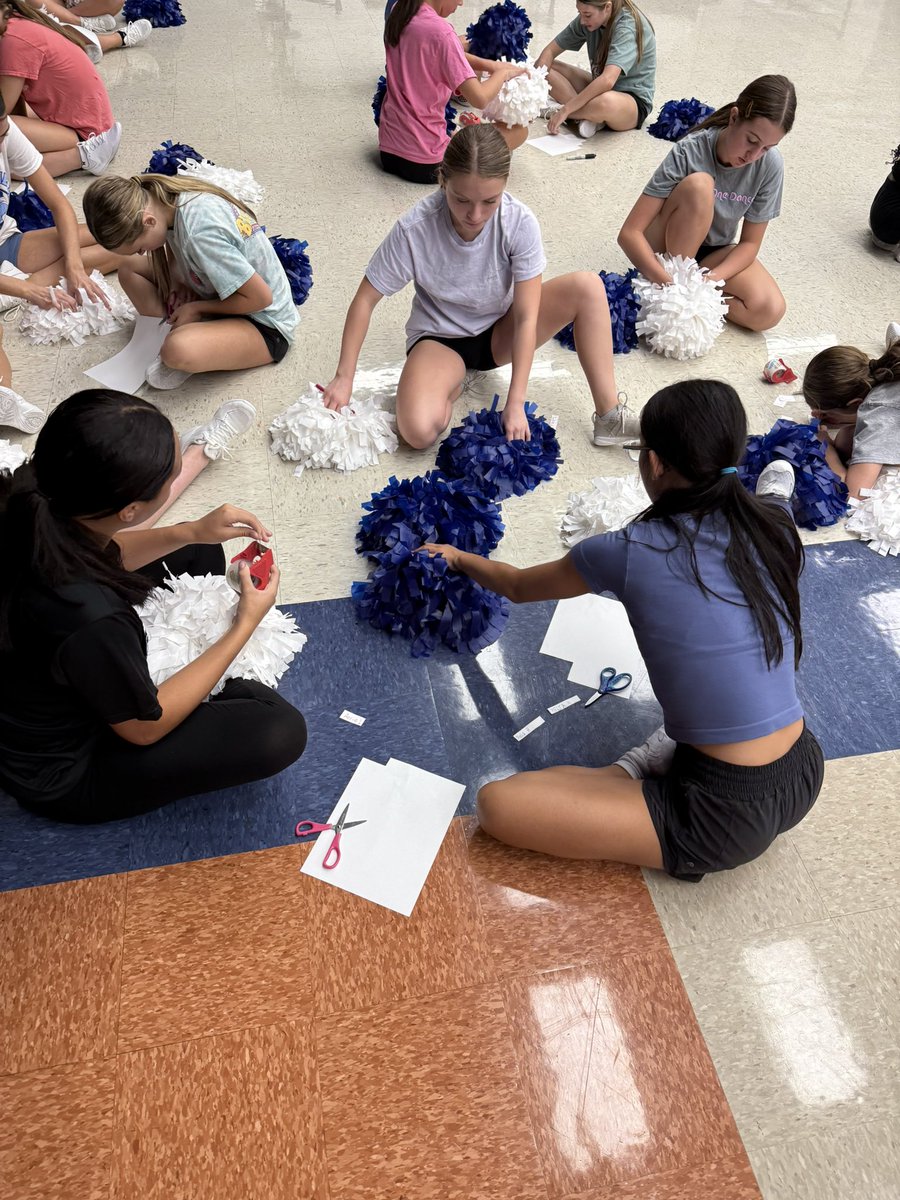 Natalie Flora tweet media