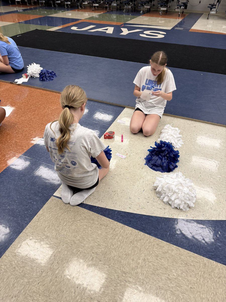 Natalie Flora tweet media