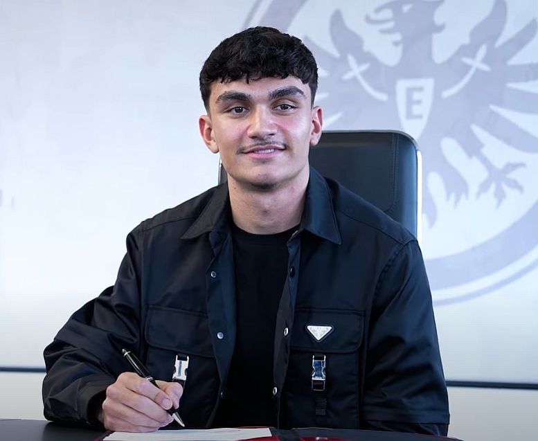 ScoutedBallers's tweet photo. Can Uzun (19) has already tied his direct G+A tally from last season having scored his first #UCL goal last night. 

7 G+A from just the 5 games so far this season. 

#SGE #dfbteam #dfb https://t.co/hQ13Pejd6j
