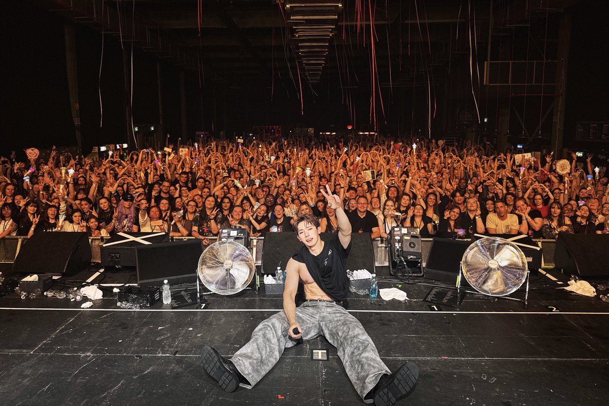 official__wonho's tweet photo. [📸]
2025 WONHO WORLD TOUR 
<STAY AWAKE> : COLOGNE

With WENEE in Cologne💙

#원호 #WONHO
#STAYAWAKEinCologne
#2025WORLDTOUR_STAYAWAKE https://t.co/prpL4blol7