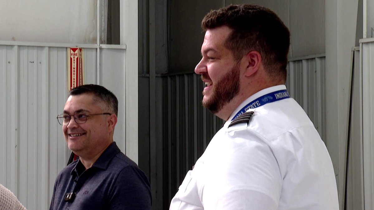 An unlikely story: An organ transplant pilot and a heart recipient meet at the TxJet hangar to reflect on the awesome gift of organ donation. 

Watch here: wthr.com/article/news/l…
