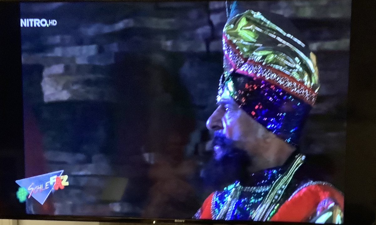 Die Kostüme sind 100% Marke „Karneval-Kostümverleih Köln-Kalk“ 😂

#SchleFaZ
#DieMumieSchlägtZurück 
#WirSindSchleFaZ
#SchöneScheisse 
#SchlefazBeiNitro