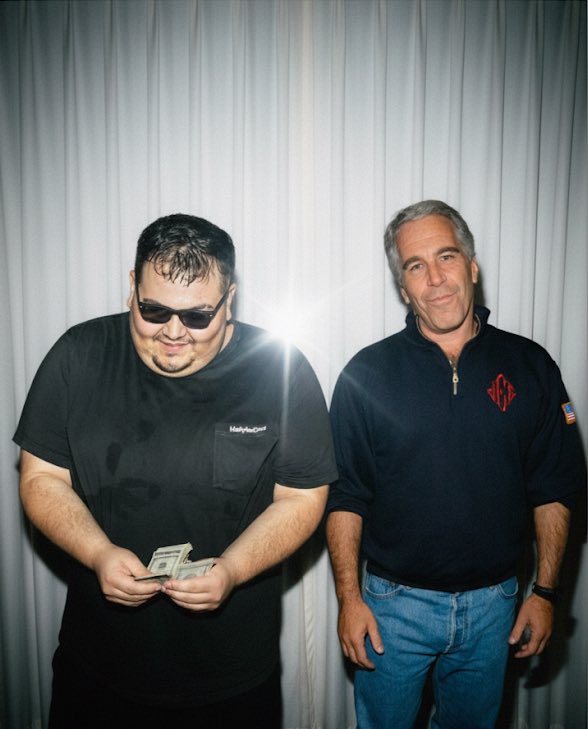 Interesting <a href="/MarkyNxtDoor/">MarkyNextDoor</a>