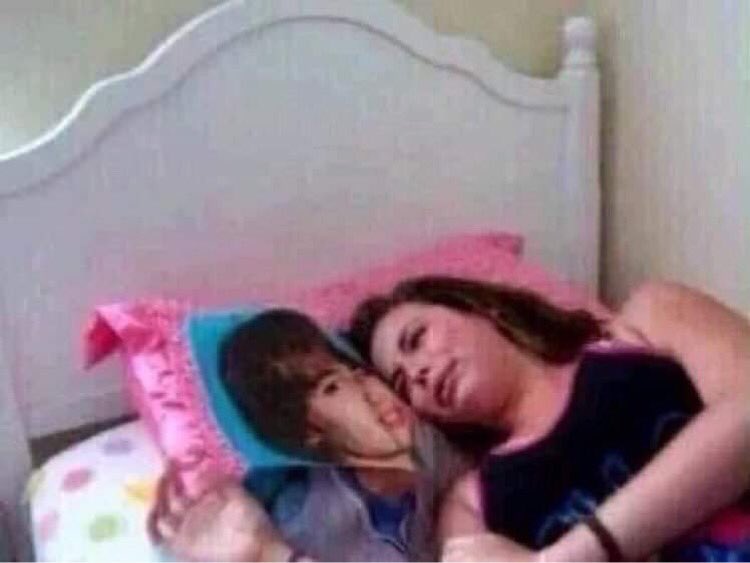 EVERYONE SEEING JUSTIN BUT NOT ME 😭