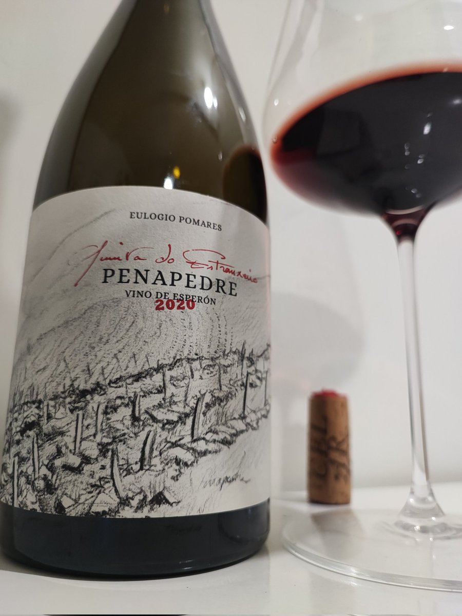 Qué mejor manera que acabar un Viernes que con este magnífico Penapedre 2020. Enorme! 🚀