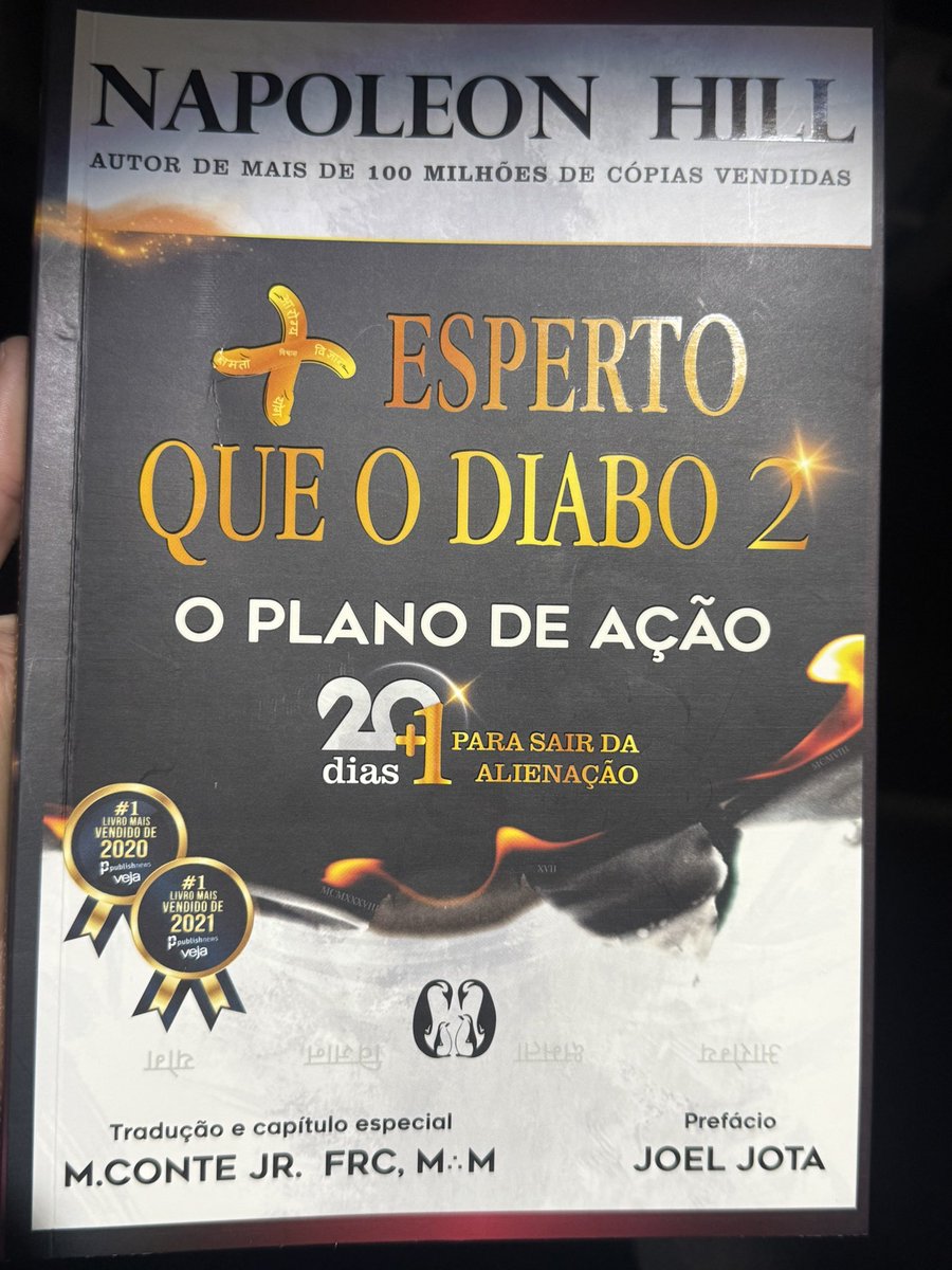 Meta 2025 - 40 livros
Livro 29 de 40 concluído

O fracasso nunca é definitivo, a menos que você aceite isso como verdade!

“Toda adversidade traz consigo a semente de um benefício equivalente ou maior”

Napoleon Hill