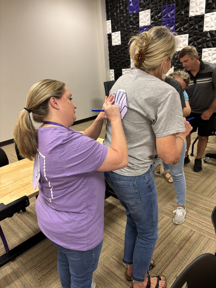 Our K-5 &amp; PE teachers kicked off PLCs today by giving each other a “pat on the back” - writing an encouraging note to each other to celebrate one another’s hard work, effort, and all-in spirit. <a href="/mbm_morris/">Michael Morris</a> <a href="/EyeonAcademics/">Eyes On Instruction</a>