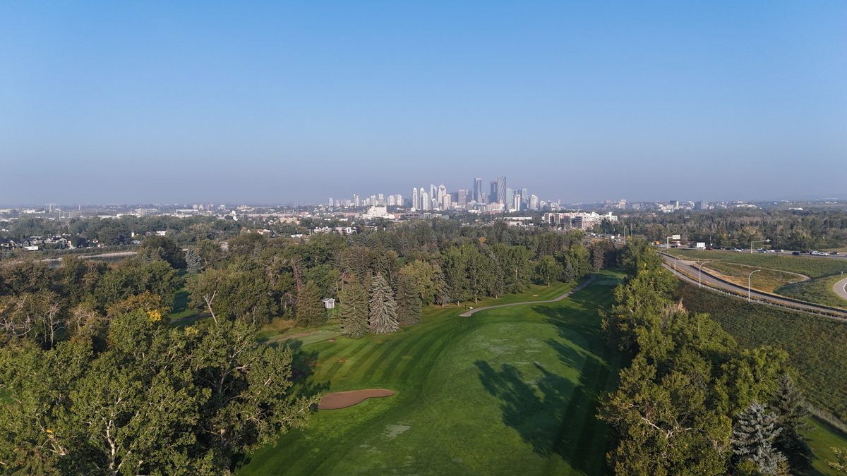 Golf_Inglewood's tweet image. Happy Friday YYC ~ Enjoy the last weekend of official 'summer' 🌞⛳

#september #golf #secondsummer  #golfalberta #yyc #yycgolf #inglewoodgcc