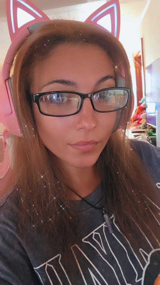 Twitch.tv/mrsproud2bperry