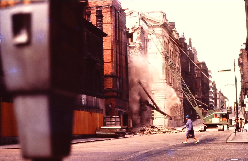The Alhambra Theatre in #Glasgow is demolished in 1971.  🎭 
The last act to appear was Cilla Black. #MerseyHour
📸C.Duncan