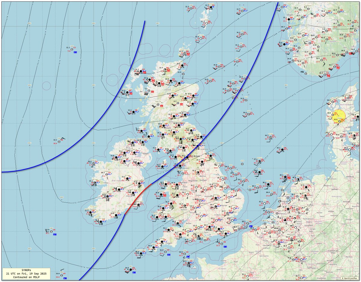 19 Sep 2025
21 UTC
Analysis
Things starting to happen on the slow moving cold front as the upper cold trough edges in from the W.
#ukweather 
<a href="/metoffice/">Met Office</a> <a href="/bbcweather/">BBC Weather</a>
