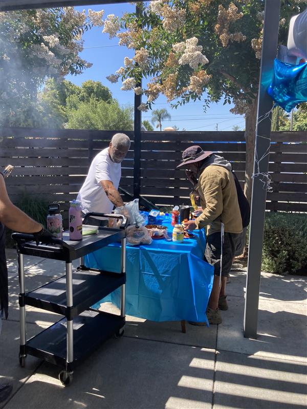 CommunitySvcs's tweet image. We host events like our BBQ at South County Wellness Center in Fremont as a way to say thank you and build community spirit. Appreciating our community and connecting with great people. #WhateverItTakes #BACS