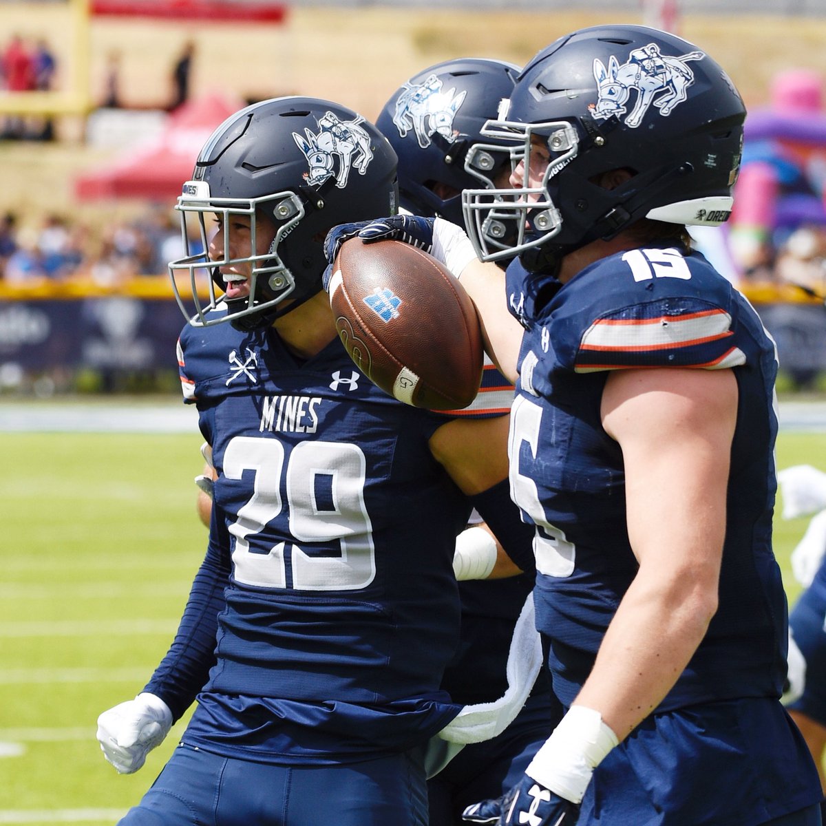 Almost Saturday 😃

📸 Steve Oathout | #HelluvaEngineer⚒