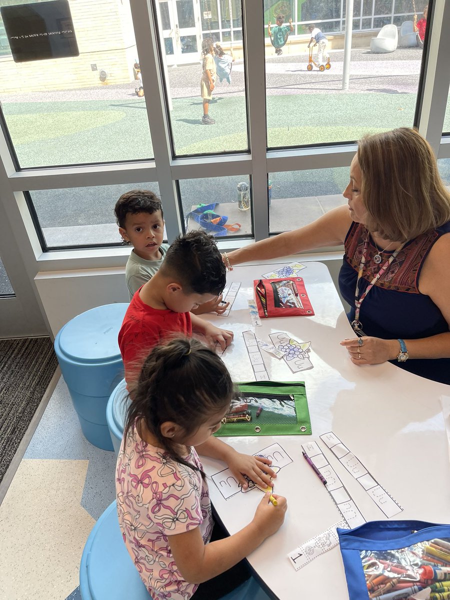 Mrs Lauren Thomas-Austin tweet media