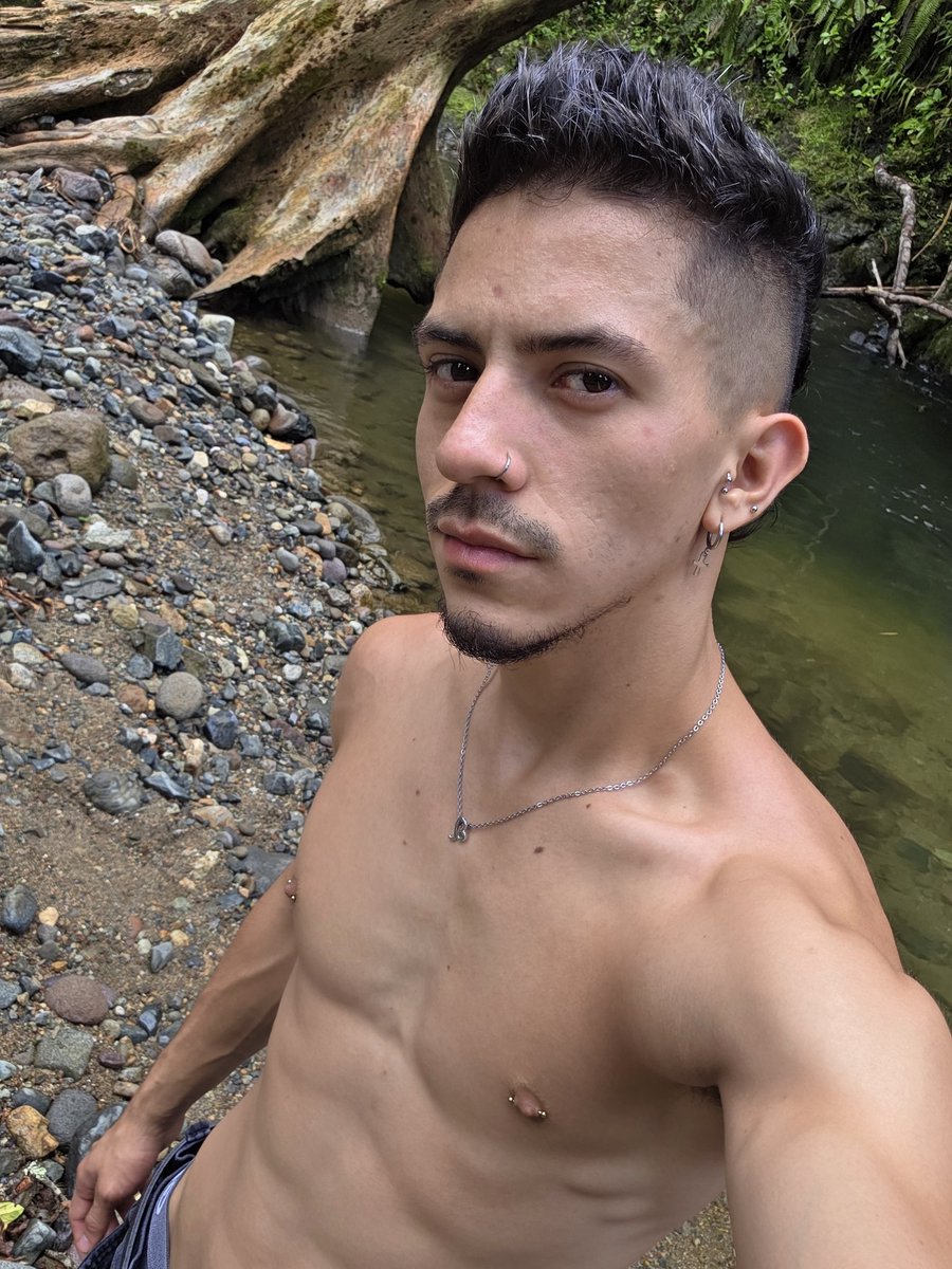 🍀