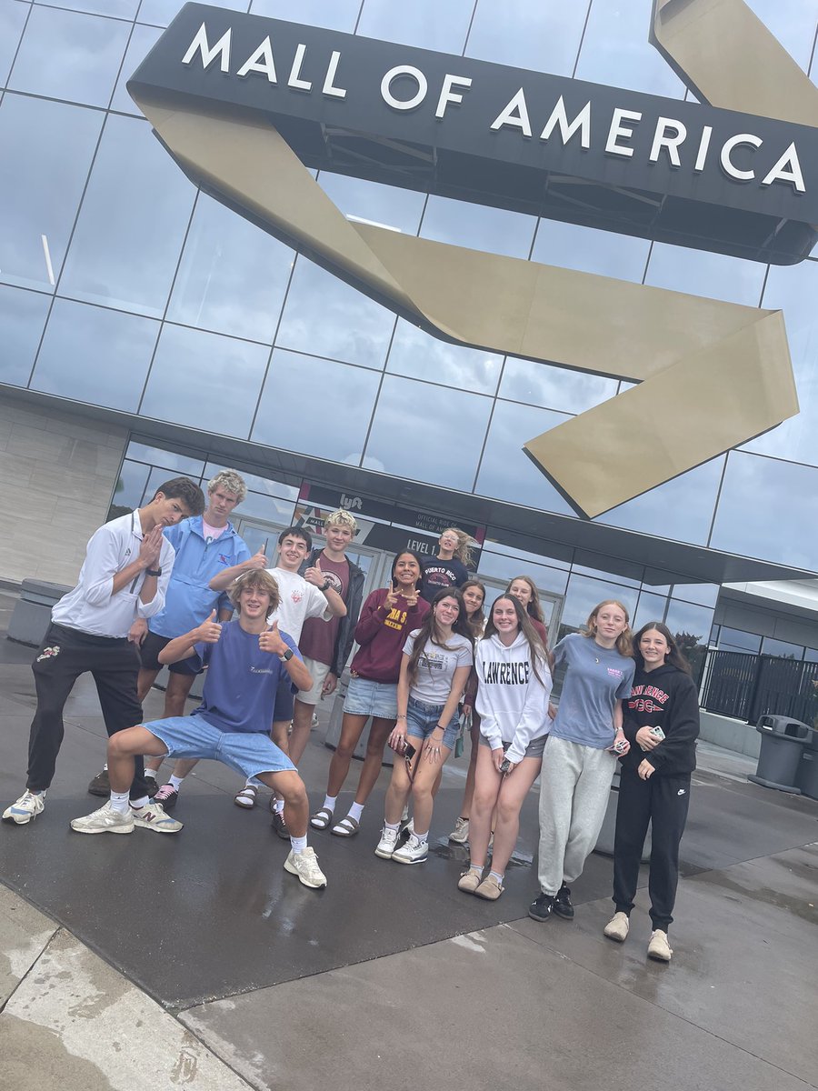 Quick detour for dinner in Des Moines. Woke up and finished the extrusion to Minnesota and, of course, hit up Mall of America (where dreams come true)! 
Pre-meet on the course (no initial photos due to the torrential downpour). Ready for dinner and some downtime! Race tomorrow!