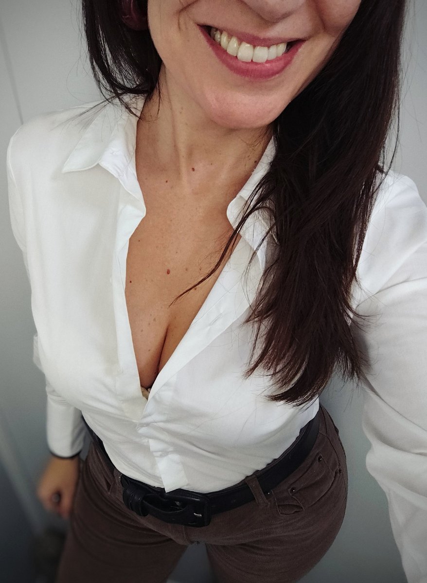 Meme mi, am mı, göt mü? İsteyin, seçin, anında çekip yolluyorum.