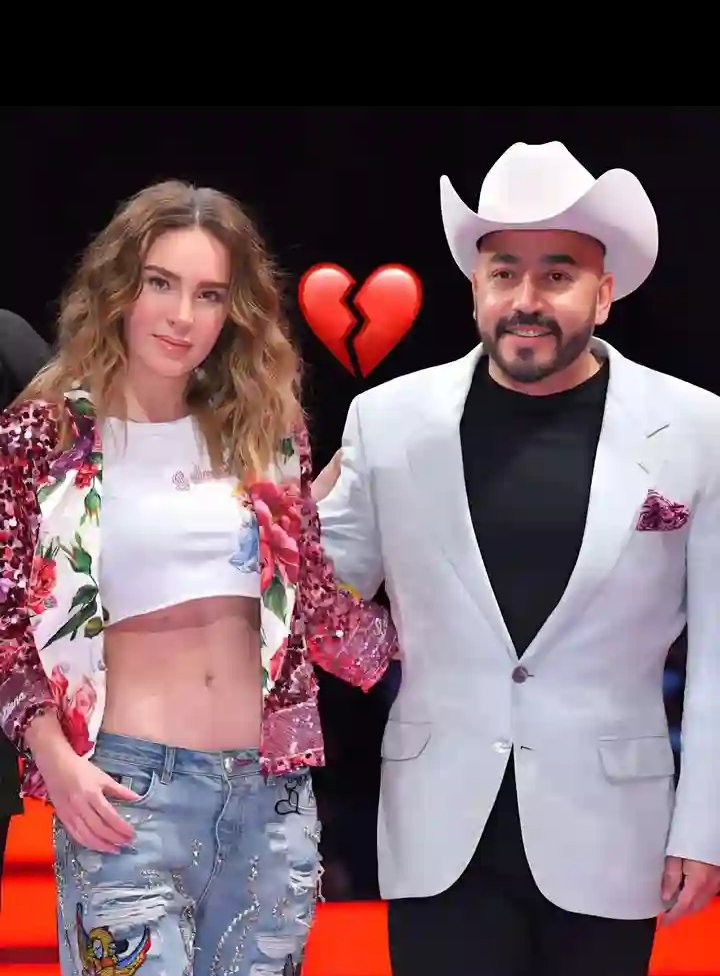 baldozambrano01's tweet photo. #LupilloRivera reveló en su libro Tragos Amargos y en una entrevista que mantuvo una relación de siete meses con #Belinda. La historia llegó a su fin cuando él la vio tomada de la mano con otro hombre, mientras se dirigía a abordar un avión rumbo a Miami. 💔 Durante ese tiempo https://t.co/uR6pz6Uf8m