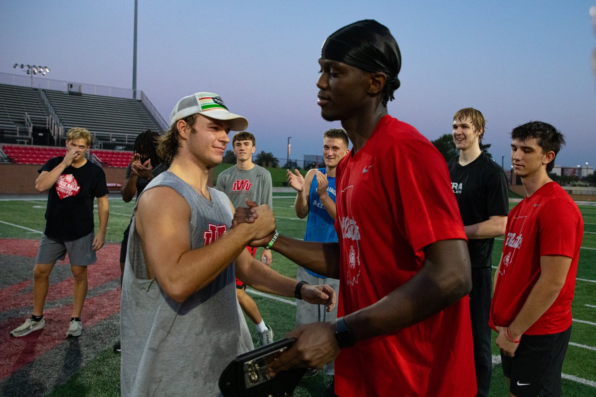 Fridays in September mean junkyard workouts 💪

Congrats to sophomore Cliff Gashumba on earning the title of Junkyard Dawg, which has been held by Isaac Andrews since the summer of 2024.