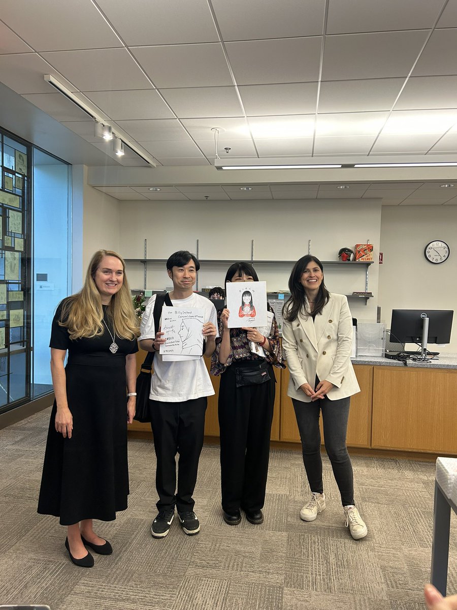 【The Billy Ireland Cartoon Library &amp; Museum】

かつしかけいた氏と小日向まるこ氏は、米オハイオ州コロンバスにある全米最大級のコミック博物館、ビリー・アイルランド・カトゥーン図書博物館を訪問。MINT育成対象者6名の漫画作品とともにお二人のサインも寄付しました！

#MINT