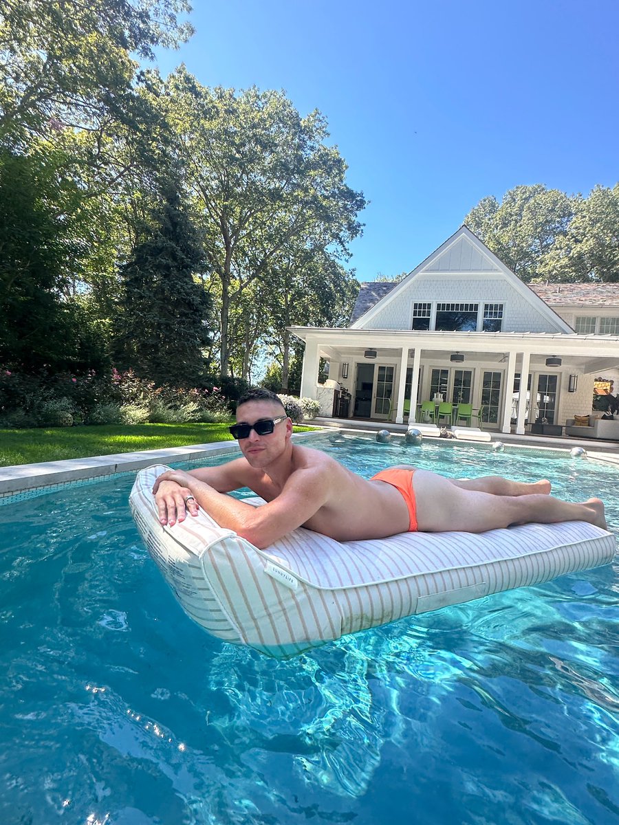 RyanSchocket's tweet image. is it too late to post summer pics