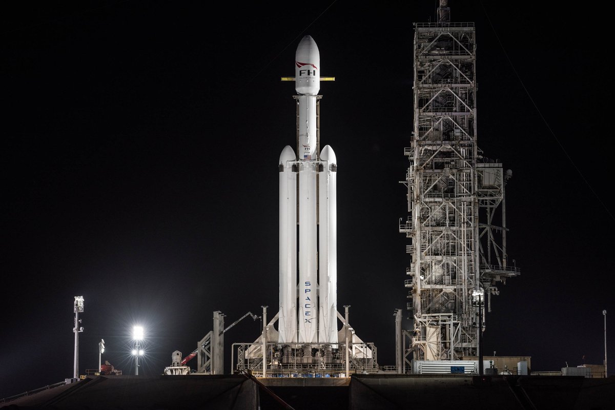 Semaphore's tweet image. This is the SpaceX Falcon Heavy launch vehicle

It is the platform that will carry the Astrobotic Griffin lander - and #LunarCodex cultural payloads onboard - into Earth orbit, the first milestone on its journey to the Moon

#LunarCodex #MissionSix #Polaris 
#ToTheMoonAndBeyond