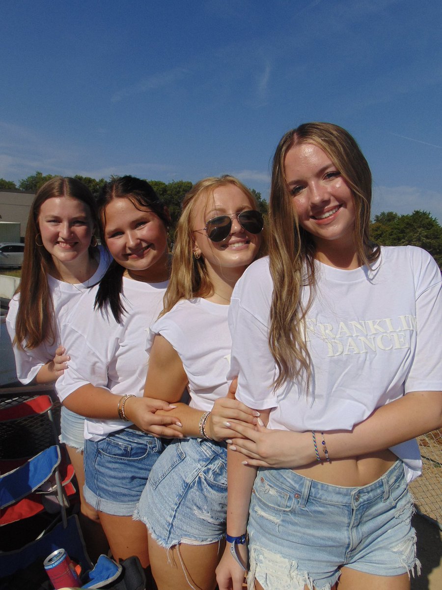 FHS Dance Department tweet media