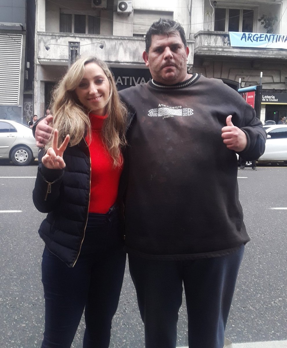 Con la diputada nacional <a href="/Juli_Strada/">Julia Strada</a> de @FuerzaPatria_7S <a href="/FuerzaPatria_AR/">Fuerza Patria</a>