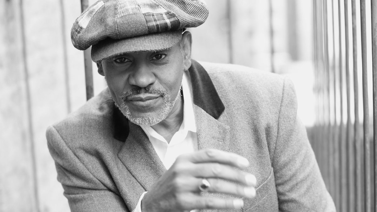 Brooklyn-born and Harlem-based, Allan Harris is a singer, guitarist, songwriter, and storyteller whose artistry bridges the worlds of jazz, poetry, and soul, with a singular ability to interpret lyrics with emotional depth and stylistic brilliance.
sanjosejazz.org/tickets